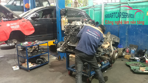 Công Nghệ Sửa Chữa Xe BMW: Đỉnh Cao của Hiện Đại và Chính Xác